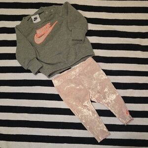 Nike Kids Gray Sweatshirt and Pink Leggings Set